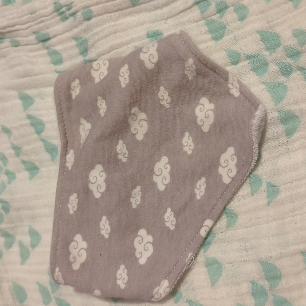 Bibs - Picture 3 of 6